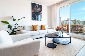 JG35D- Modern family home close to beaches